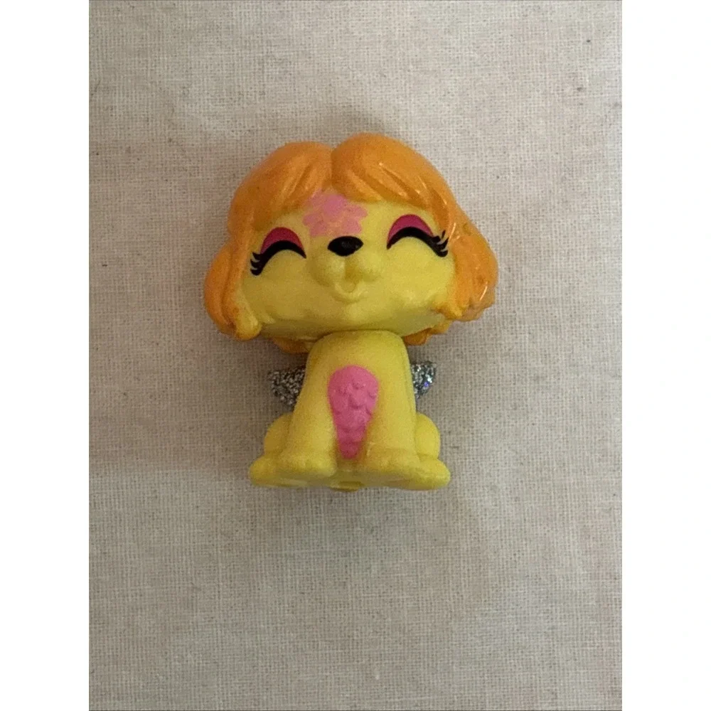 Hatchimals CollEGGtibles Lot of 3 Mini Action Figures Yellow Pink Multi